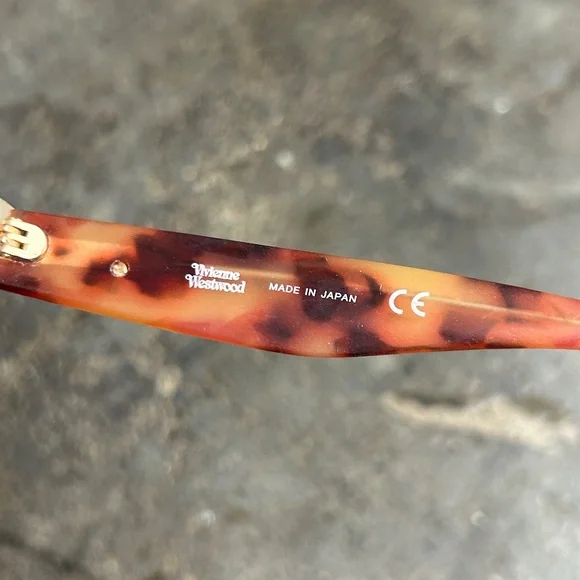 Vivienne Westwood Anglomania Sunglasses w/ Matte Frost frames & Tortoise Arms - Picture 5 of 10